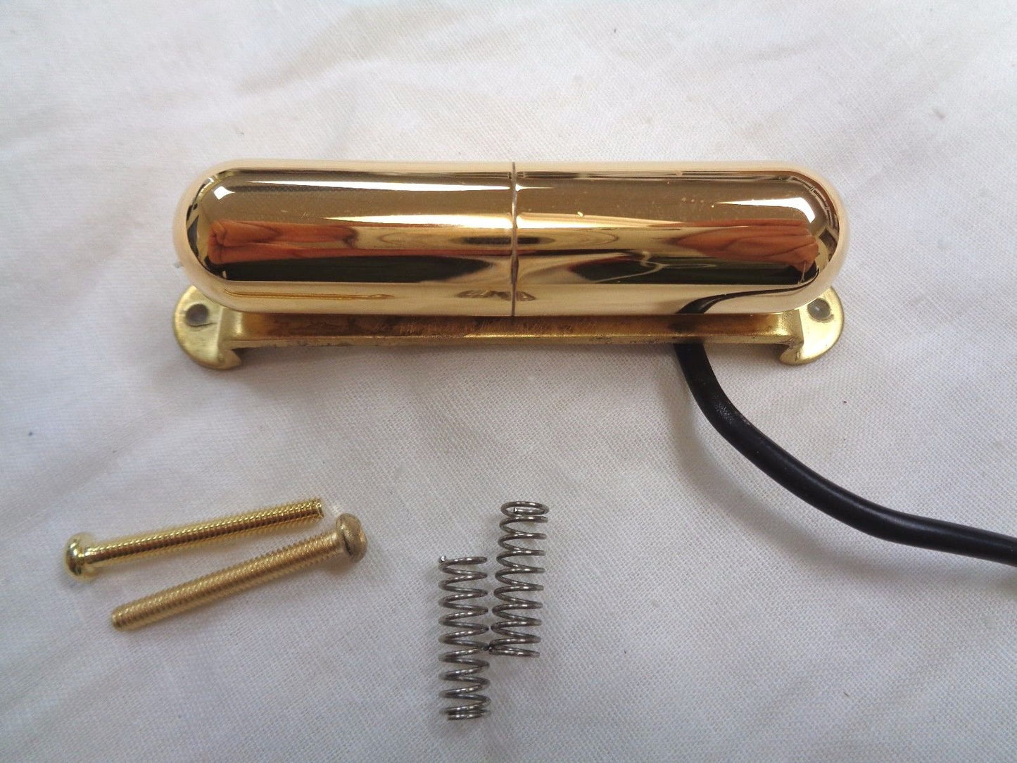 Artec Lipstick Pickup 70-Tube Gold